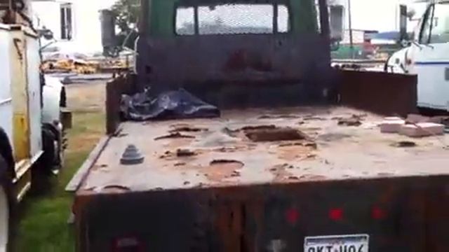 1993 Green International Flatbed смотреть онлайн