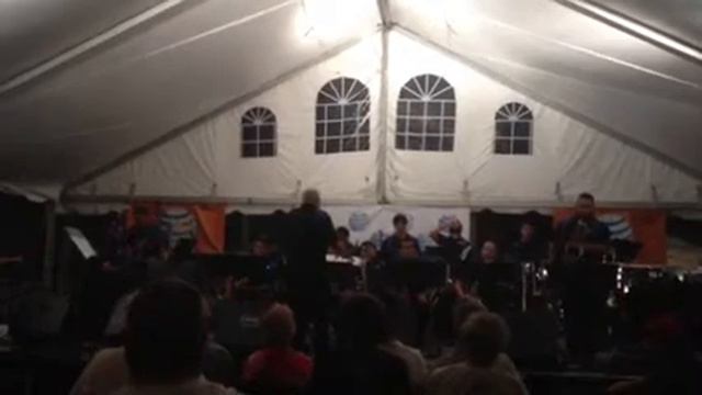 Jonas Quintanilla, Tenor Sax Solo on Garage Gato смотреть онлайн