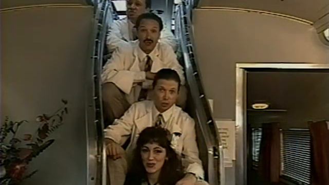 Lennon Brothers Train Video смотреть онлайн