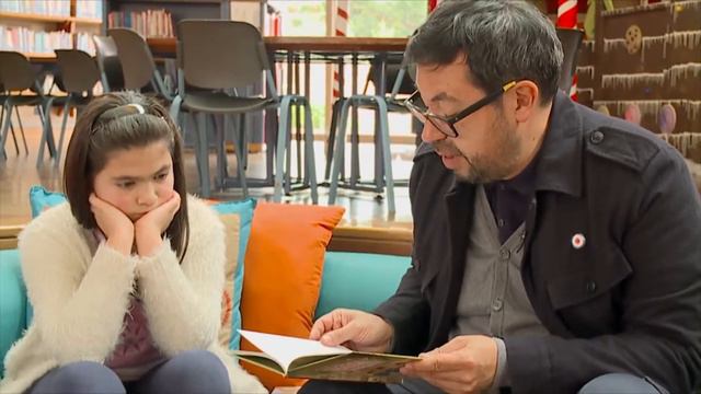 Jairo Buitrago, el escritor que asumió el reto de explicarles el conflicto a los niños