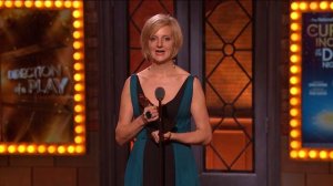 Acceptance Speech: Marianne Elliott (2015)