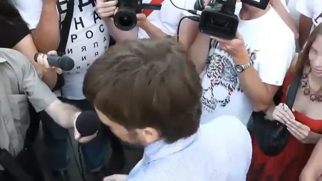 #PussyRiot: девки в клетке 4 смотреть онлайн