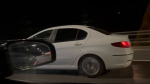 Infinity M35 280 Hp vs Peugeot 408 235 Hp (70 km/h. 1 Video M35)