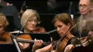 Andrés Orozco Estrada dirigiert Beethoven  Symphonie Nr 9 d Moll op 125 Styriarte Graz 2016