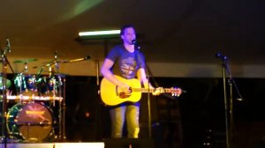 Chad Brownlee - Free Fallin