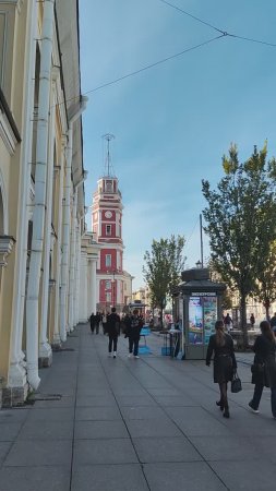 Санкт-Петербург, Гостинный двор, Думская башня, Невский проспект