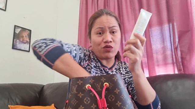 WHATS IN MY BAG CHALLENGELOUIS VUITTONMAYENG NORWAY EDITION