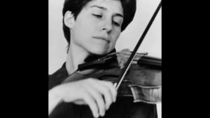 Kim Kashkashian plays Brahms Viola Sonata No. 2: II. Allegro appassionato