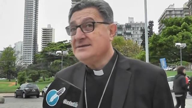 Monseñor Eduardo Martín смотреть онлайн