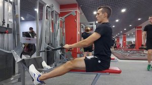 Тяга нижнего блока в полную амплитуду