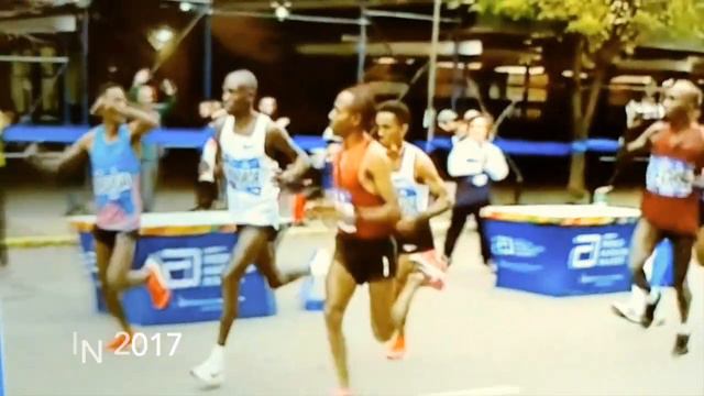 Kamworor vs Desisa battles  New York Marathon
