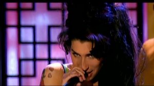 Amy Winehouse - You Know I'm No Good Live HD