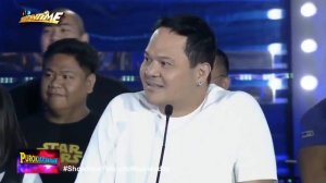 It's Showtime PUROKatatawanan: Jhong dances "Otso-otso" after breaking Bayani's joke