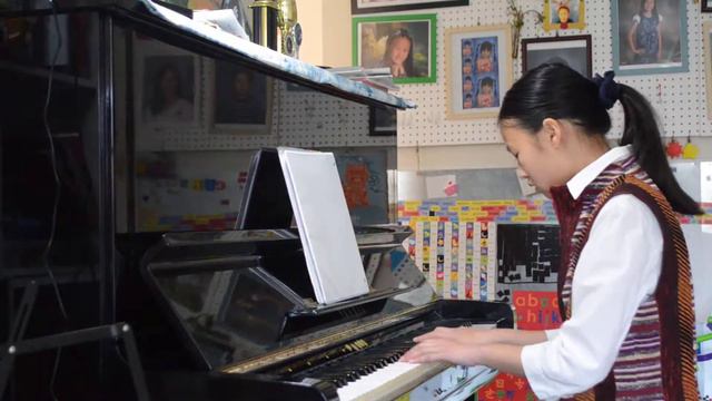 Bourree in G Minor by Gottfried Heinrich Stolzel смотреть онлайн