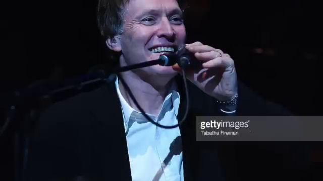 Steve Winwood  Funk Brothers - Shotgun Live 2004 CCH Hamburg Germany Feb 5