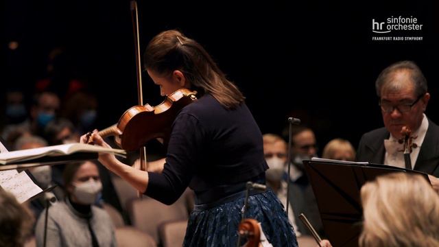 Gubaidulina: Dialog: Ich und Du (3. Violinkonzert) ∙ hr-Sinfonieorchester ∙ Baiba Skride ∙ Altinogl смотреть онлайн