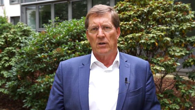 Eberhard Hartelt смотреть онлайн