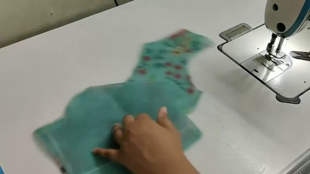 New Model Blouse Back Neck Design Cutting and Stitching | Designer Princes Cut Blouse Cutting смотреть онлайн