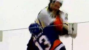 Hockeyfighters.cz  Brett Gallant vs Boris Valabik.wmv