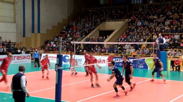 Нефтохимик победи гръцкия гранд Олимпиакос смотреть онлайн