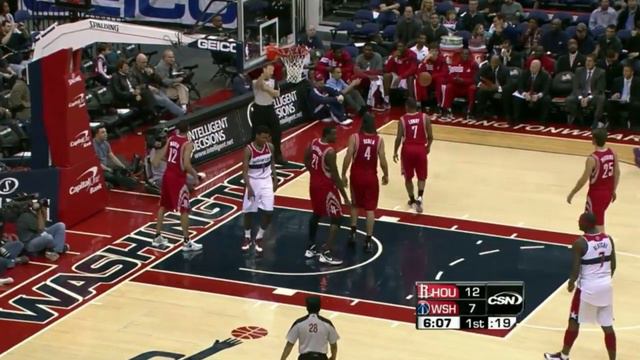 Chandler Parsons big time putback over Javale McGee (Jan 16, 2012) смотреть онлайн