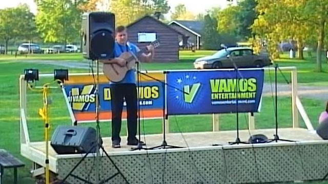 Поет автор и исполнитель Юрий Козлов. смотреть онлайн