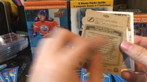 16/17 Upper Deck O Pee Chee Blaster Break!