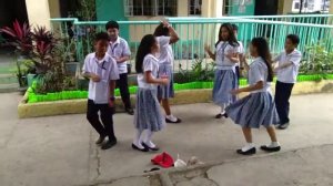 Titibo tibo dance in school💃