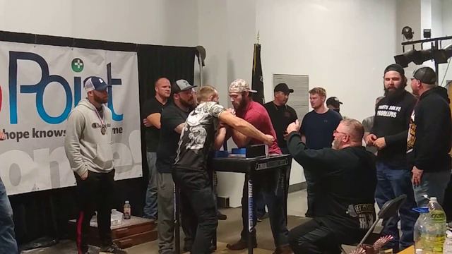 Justin Bishop vs Austin Wade Alabama State Overalls смотреть онлайн