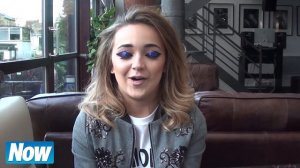 Lauren Platt's freaky shoulder trick with Now Magazine!