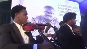 Ary e Orquestra Camerata de Luanda - Caminho do Mato - Agostinho Neto