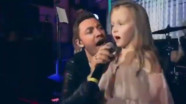 Антон Наумов (кавер на песню «Кружит») смотреть онлайн