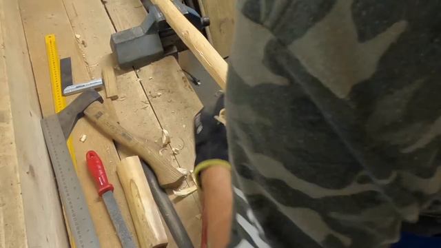 Icemans bow  Oetzi and an attempt to rebuild his bow