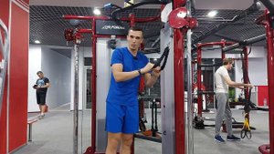 Тяга ко лбу (2 варианта)