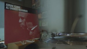 Synchronized Vibration (Instrumental) - Roy Ayers, Adrian Younge, Ali Shaheed Muhammad