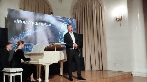 Монолог Бориса "Достиг я высшей власти"
Николай Пронин (бас)
Анна Иванова (ф-но)
