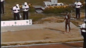 Ivan Pedroso (CUBA) 9 mts long jump foul