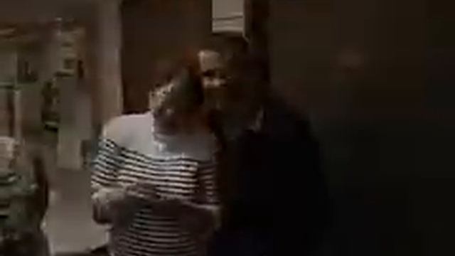 David Farr steals watch, gets scream смотреть онлайн