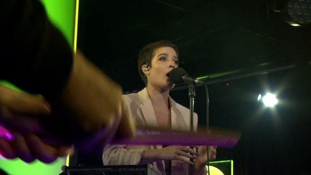 Halsey - New Americana In The Live Lounge