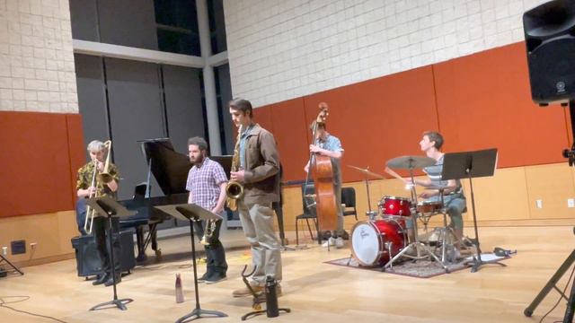 Dan Hirsch Recital. Miss Ann by Eric Dolphy. NEC. May 10th 2022 смотреть онлайн