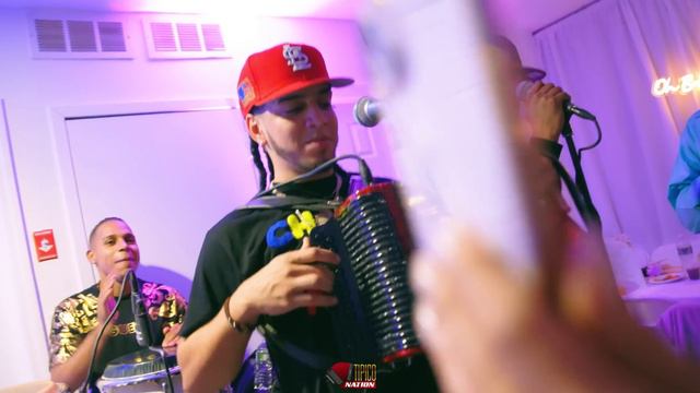 El Rubio Acordeon | La Cartera | Fiesta de Charlie Espinal 2023 смотреть онлайн