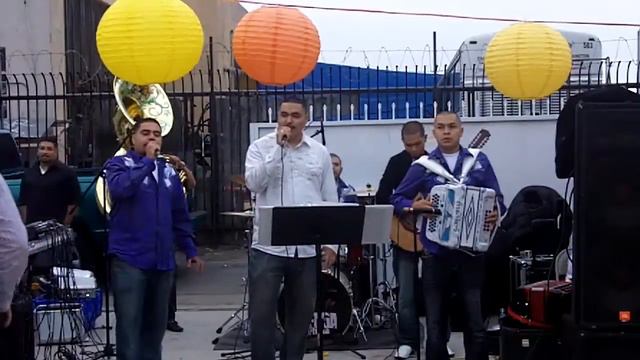Rafaga Nortena Con Tuba - Los Barandales Del Puente y Celos Del Viento