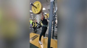 Жим штанги стоя, 110 кг