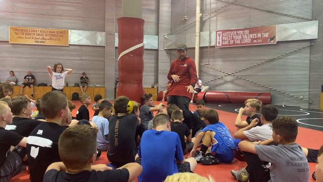 Logan Stieber Team Ohio Camp Closing смотреть онлайн