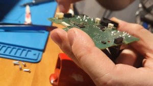 замена неисправного потенциометра на DualSense