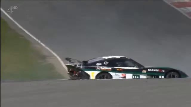 British GT 2016. Brands Hatch. Aleksander Schjerpen Hard Crash смотреть онлайн