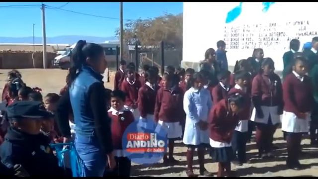 ESCUADRON DE SAN ANTONIO DE LOS COBRES APADRINO ESCUELA DE COBRES смотреть онлайн