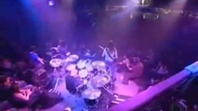 Kiko Loureiro -Jô Soares(No Gravity) смотреть онлайн