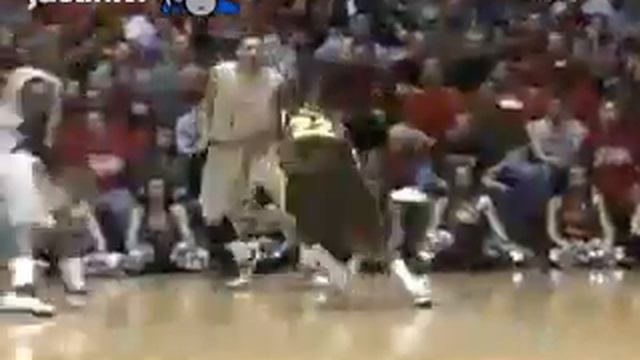 Darington Hobson Backwards over the head pass +1 more смотреть онлайн