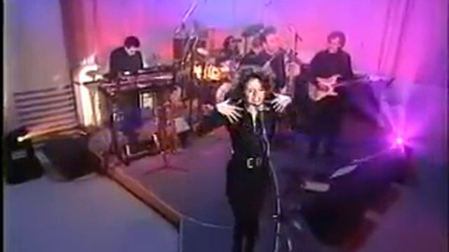 Lisa Stansfield - Time To Make You Mine (The Word) смотреть онлайн